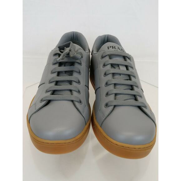 NIB PRADA 4E3501 GRAY LEATHER LACE UP LOGO LOW TOP SNEAKERS 7.5 / US 8.5 ITALY - Picture 4 of 12